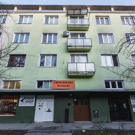 Apartmán Flexihome Sk - Zborovska - Garage Parking With Electricity - 2 Bedrooms *