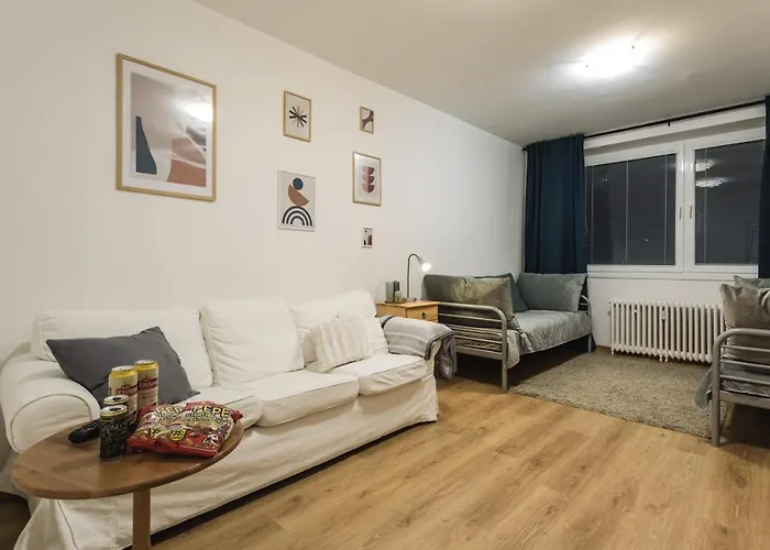 Flexihome Sk - Zborovska - Garage Parking With Electricity - 2 Bedrooms Apartman